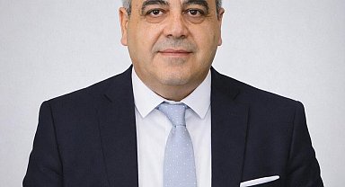 Diyarbakırlı iş adamlarından eski Bakan Eker'e destek