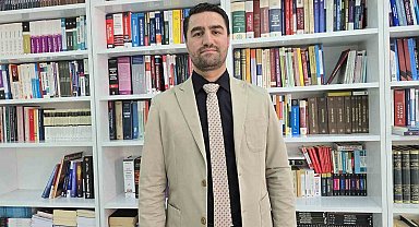 Doç. Dr. Mustafa Özalp: "ABD, Orta Doğu bataklığında duvara tosladı"