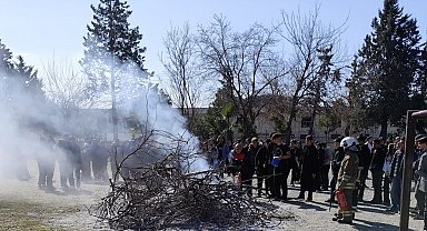 Dörtyol'da öğrencilere yangın eğitimi verildi