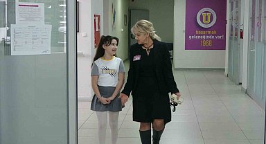 Dünya birincisi Lina'dan Cumhurbaşkanı Erdoğan'a: "23 Nisan'da koltuğunuza oturabilir miyim?"