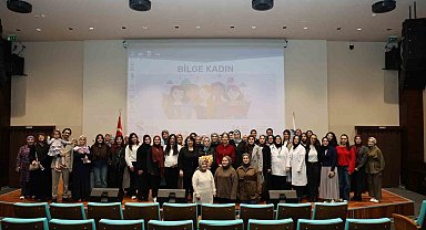 Düzce Üniversitesi'nde "Bilge Kadın" temalı konferans