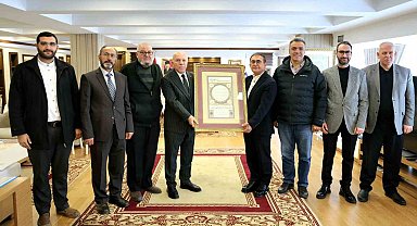 Ebu İshak Vakfı'ndan Başkan Sekmen'e Anlamlı Ziyaret