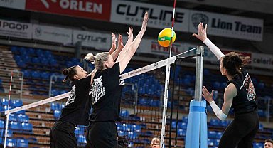 Eczacıbaşı Dynavit dörtlü final için sahada