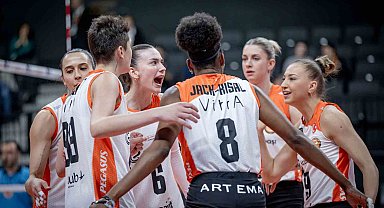 Eczacıbaşı Dynavit, Kupa Volley'de yarı finalde