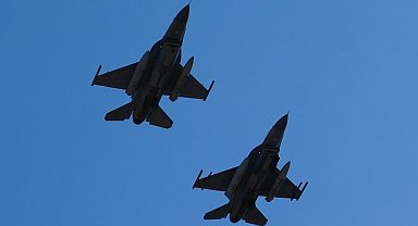 Edirne semalarında F-16 ve Akıncı'dan prova uçuşu