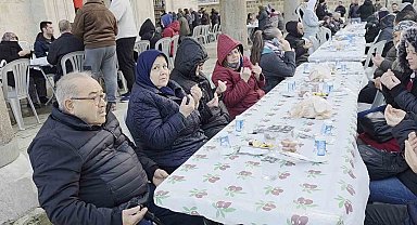 Edirne'de 11 yıllık imece iftar geleneği: İmece usulü sofra kuruldu