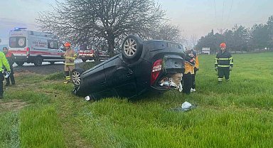 Edirne'de takla atan otomobilin genç sürücüsü hayatını kaybetti