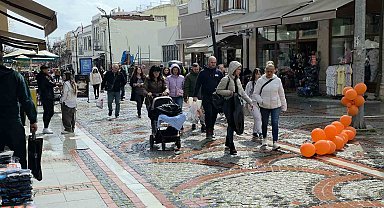 Edirne'de yağmura rağmen alışveriş yoğunluğu