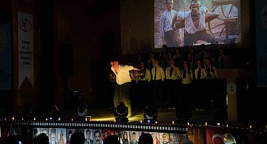 Edirneli öğrencilerin 18 Mart gösterileri duygulandırdı