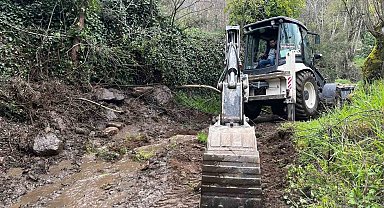 Efeler Belediyesi yol çalışmalarını sürdürüyor