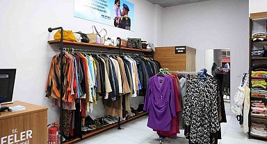 Efeler Belediyesi'nin Sosyal Destek Giyim Noktası 2 haftada 80 haneye ulaştı