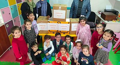 Efeler'de minikler Sakal-ı Şerif'i ziyaret etti