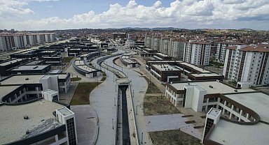 Ege'nin kalbi Uşak'a 23 yılda 135 tesis kazandırıldı