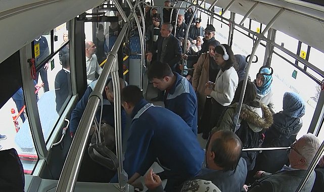 Elazığ'da otobüs şoförü rahatsızlanan yolcuyu hastaneye yetiştirdi