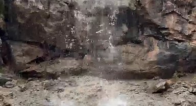 Elazığ'da yağışlar doğal şelaleler oluşturdu