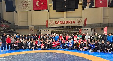 Elazığlı güreşçilerden Türkiye Yarı Finalleri'nde büyük başarı
