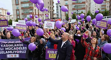 Emekçi Kadınlar Günü etkinlikleri, farkındalık yürüyüşü ile başladı