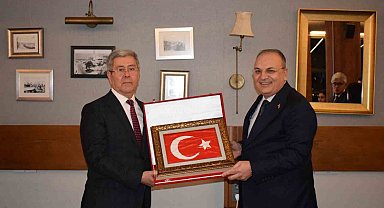 Emekli olan İzmir BAM Başsavcısı Arapoğlu'na veda töreni