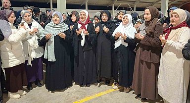 Emet ve Hisarcık'tan 29 umreci dualarla kutsal topraklara uğurlandı