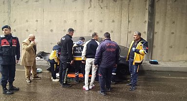 Erkenek Tüneli'nde kaza: 3 yaralı