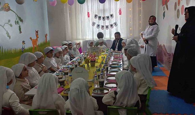 Erzincan'da minikler "Tekne Orucu" heyecanı yaşadı