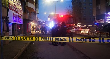 Erzurum'da halı mağazasında yangın: Polis bir kişiyi gözaltına aldı