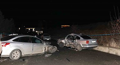 Erzurum'un Oltu ilçesinde kaza: 1'i ağır 5 yaralı