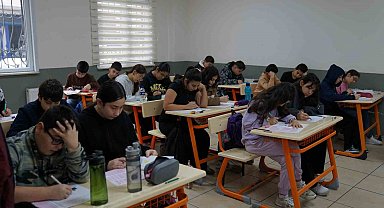 Esenyurt Belediyesi'nden paket ders sistemiyle 6 bin 396 öğrenciye destek