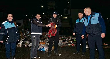 Esenyurt'ta çöpten servet çıktı: 1 milyon 200 bin TL'lik altın sahibine teslim edildi