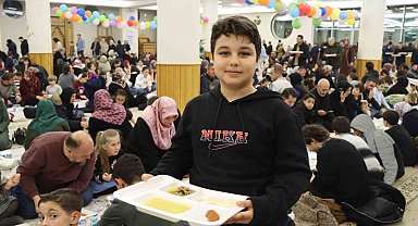 Eskişehir Fatih Sultan Mehmet İmam Hatip Ortaokulu'nda iftar sevinci