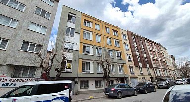 Eskişehir'de 4'üncü kattan düşen öğrenci ağır yaralandı