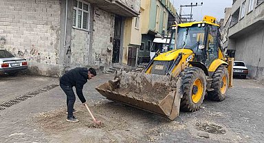 Eyyübiye'de sel sonrası temizlik çalışmaları sürüyor