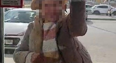 Fark ücreti vermek istemeyen kadın eczaneye taşla saldırdı, kapıları tekmeledi