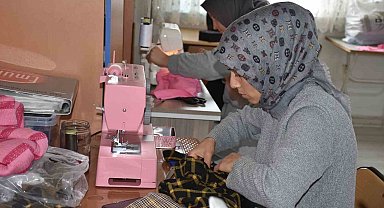 Fedakar annelerin hayatlarına dokunan kurs: Hem öğreniyorlar hem sosyalleşiyorlar