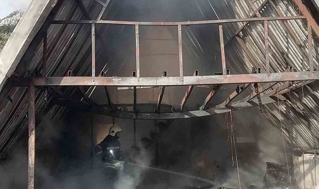 Fethiye'de bungalov ev yangını