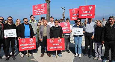 Fethiye'de Dünya Kadınlar Günü Yürüyüşü gerçekleştirildi