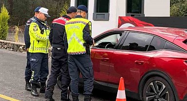 Fethiye'de Jandarmadan bayram uygulaması