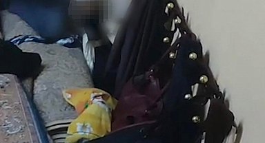 Firari hükümlü evde halıların arasında yakalandı