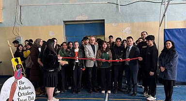Fırçalar kadınlar için konuştu: Kars'ta öğrencilerden 8 Mart'a anlamlı sergi