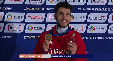 Furkan Akar'dan tarihi madalya