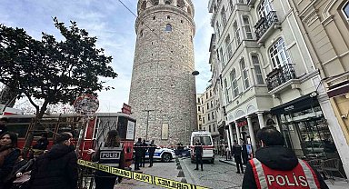 Galata Kulesi'nden atlayan kadın hayatını kaybetti