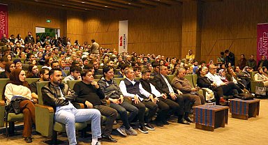 Gaziantep Büyükşehir ev sahipliğinde Oytun Erbaş insan aklını anlattı