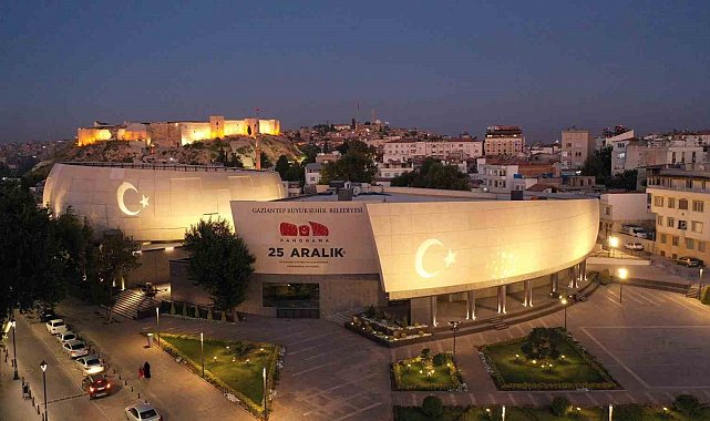 Gaziantep Büyükşehir ev sahipliğinde "İnsan Aklı Nasıl Çalışır" söyleşisi