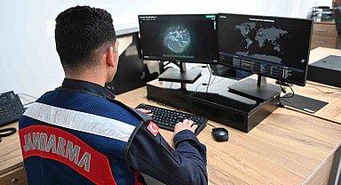 Gaziantep'te 2 milyar TL'lik siber dolandırıcılık operasyonunda 16 kişi tutuklandı