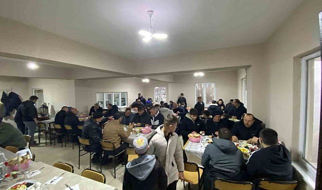 Gebe köyünde Ramazan Bayramı geleneği bu yıl da sürdürüldü
