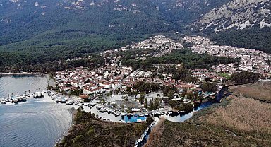 Geleneksel Akyaka mimarisi ile yapılan konaklama tesisleri kapanmaktan kurtuldu