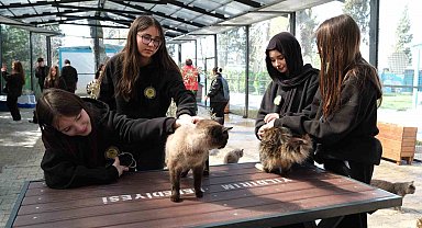 Gençerlerden patili canlara ziyaret