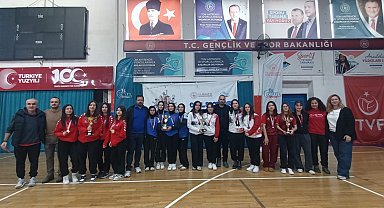 Gençler dart müsabakaları sona erdi