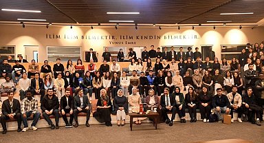 Gençlik ve Spor Bakan Yardımcısı Gürsoy, Eskişehir'de öğrencilerle buluştu