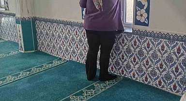 Germencik'te vatandaşların ibadeti için camilerde temizlik sürüyor